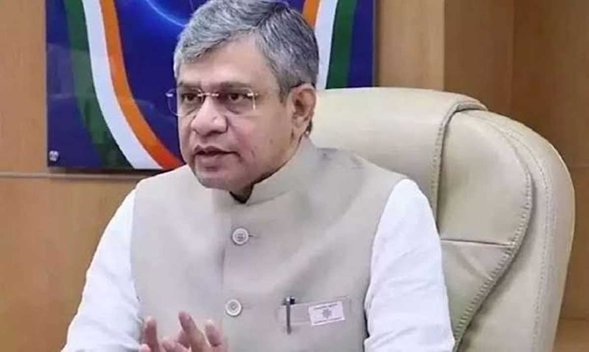 फेक न्यूज पर सोशल मीडिया को जवाबदेही बनाने के लिए भारत प्रतिबद्ध : अश्विनी वैष्णव